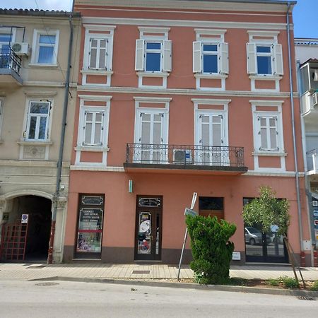 Apartmani Iris i Ana Crikvenica Eksteriør billede
